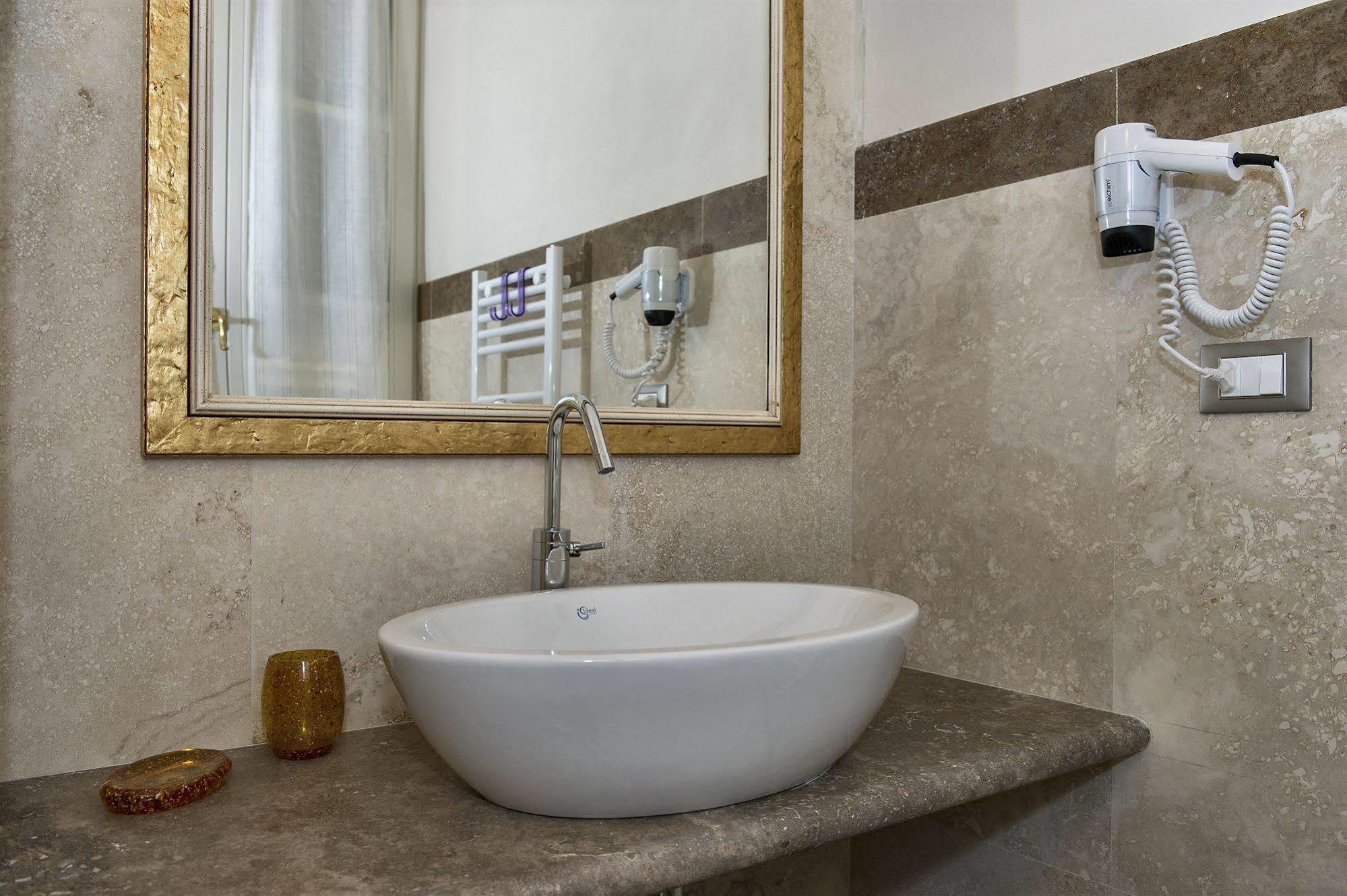 Relais Dei Mercanti B&B And Suites Pisa Kültér fotó